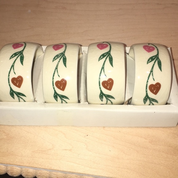 4 napkin rings - Picture 5 of 7